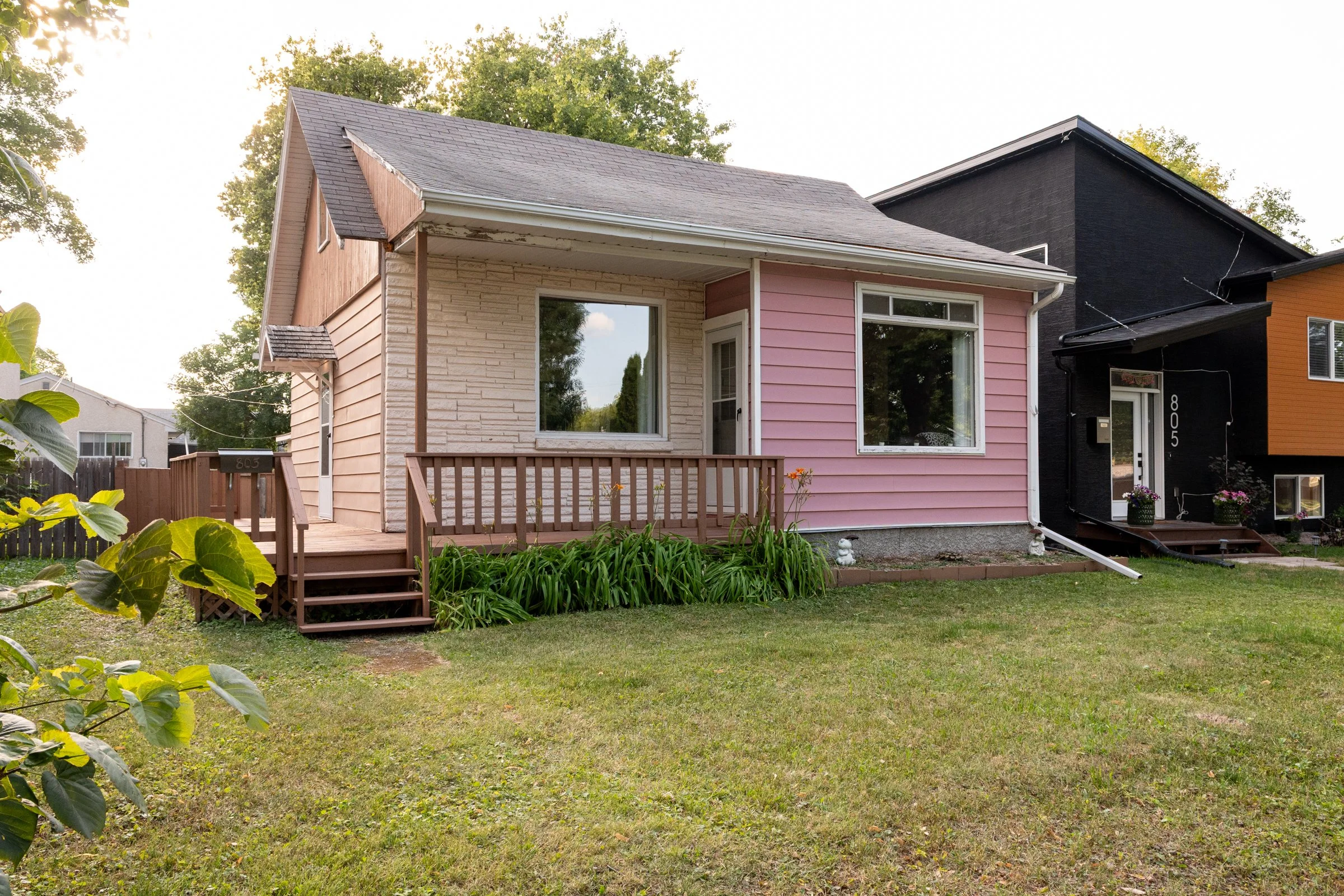 803 LEOLA STREET