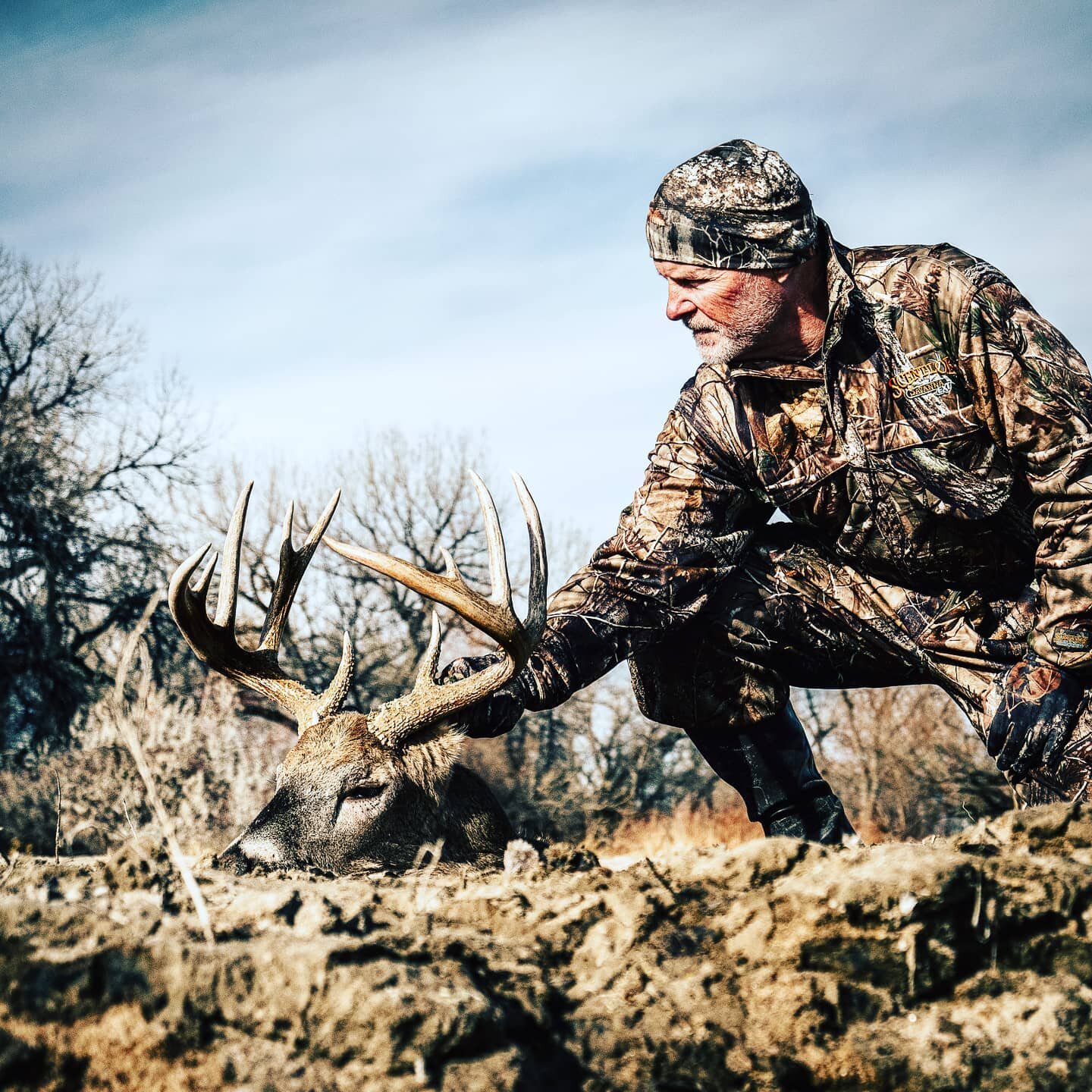 Reliving some good times from behind the camera this past fall.  It would be tough to find something that builds better relationships and memories than the outdoors.

#bowhunting #hunting #archery #deerhunting #bowhunter #deer #whitetail #outdoors #h