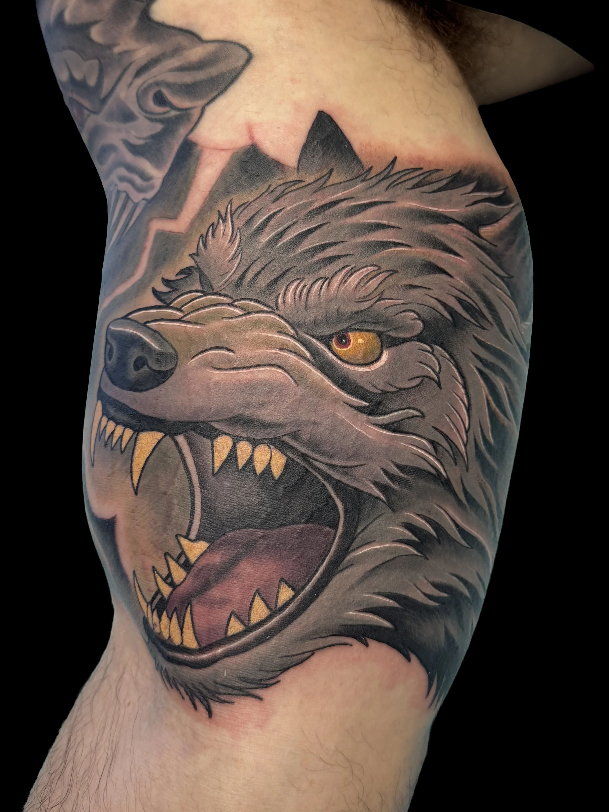 Neo Traditional Wolf Tattoo