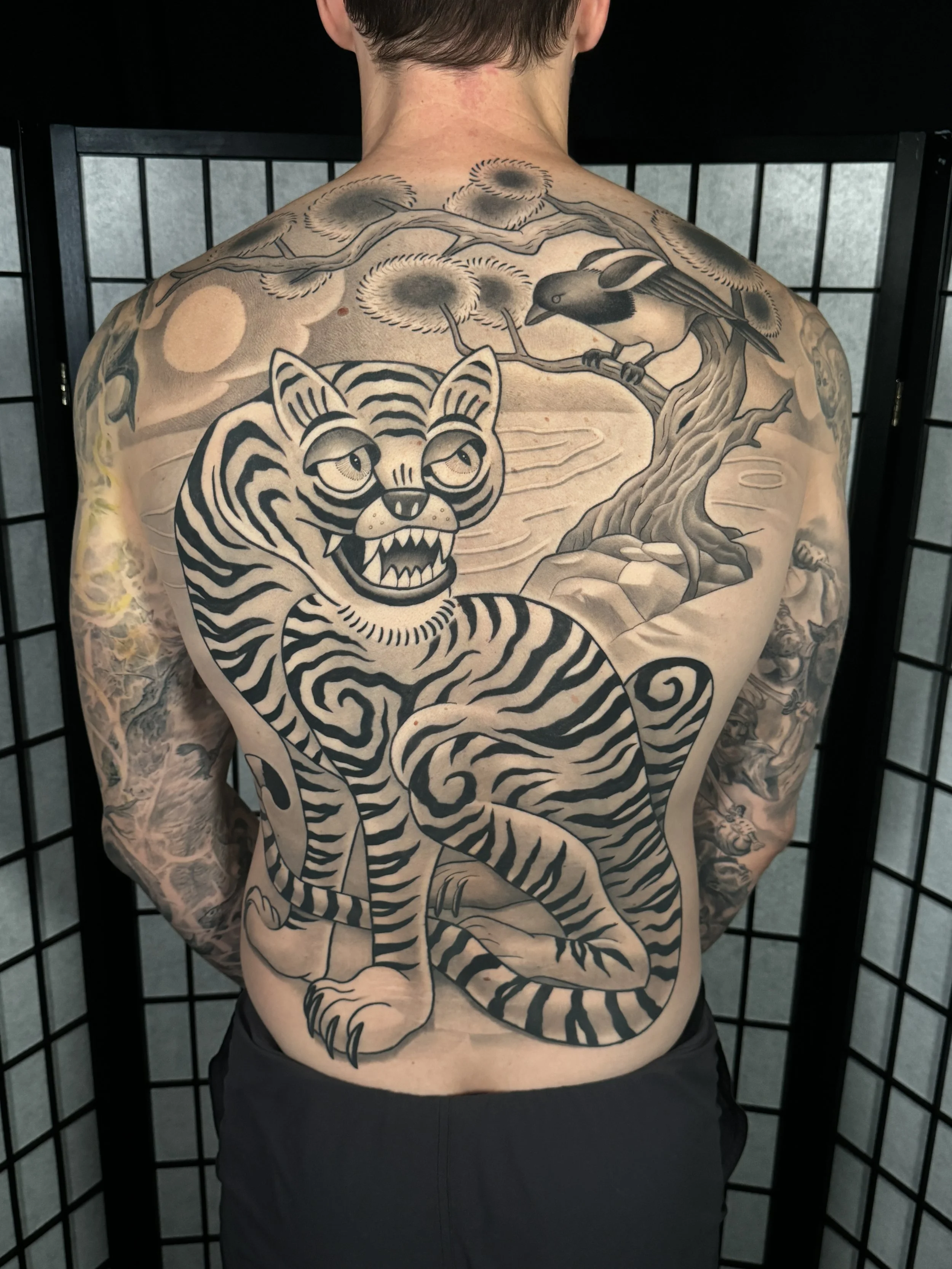 korean tiger back piece tattoo