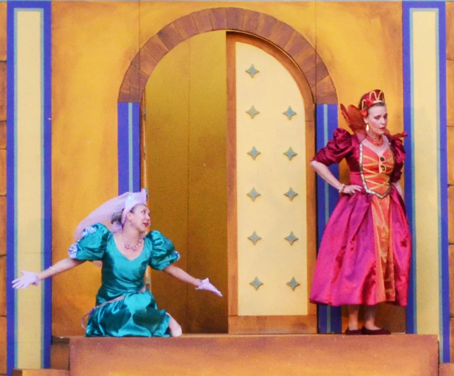 Luciana and Adriana.jpg