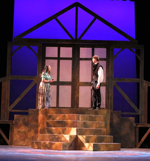 Ophelia-and-Hamlet.gif