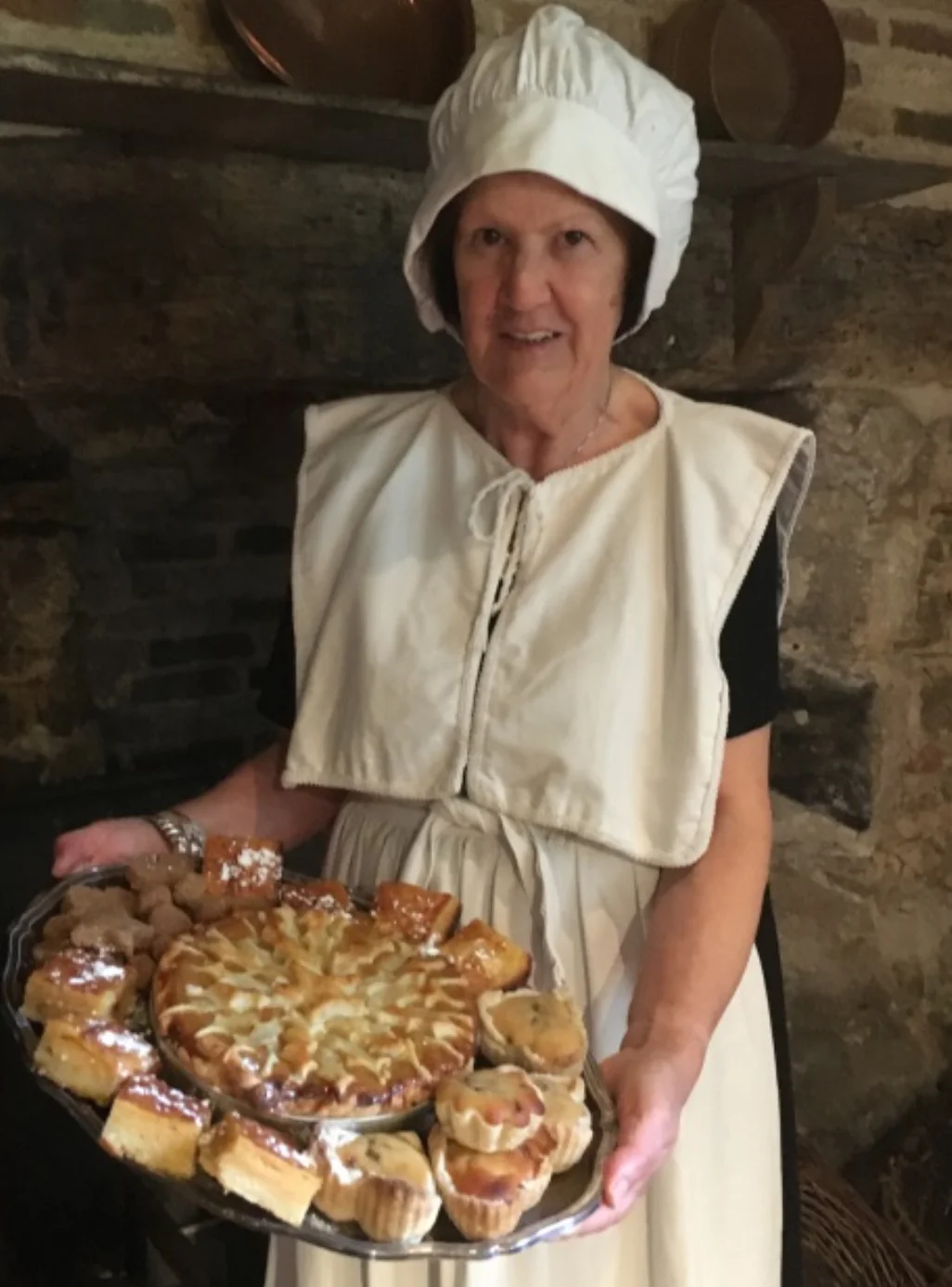 Mrs Cromwell and 17 th Century cooking 