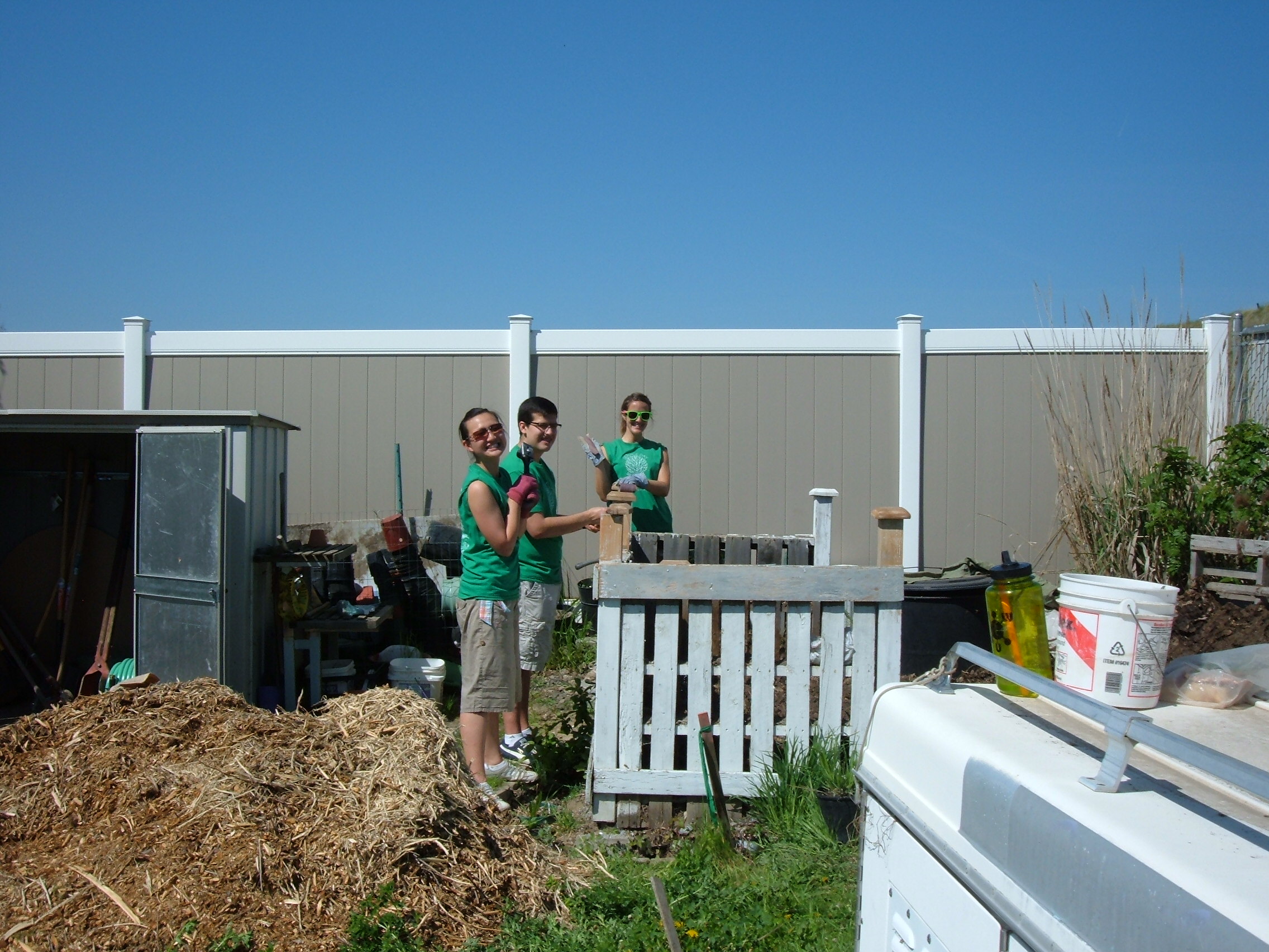 Volunteers - Earth Day 2012