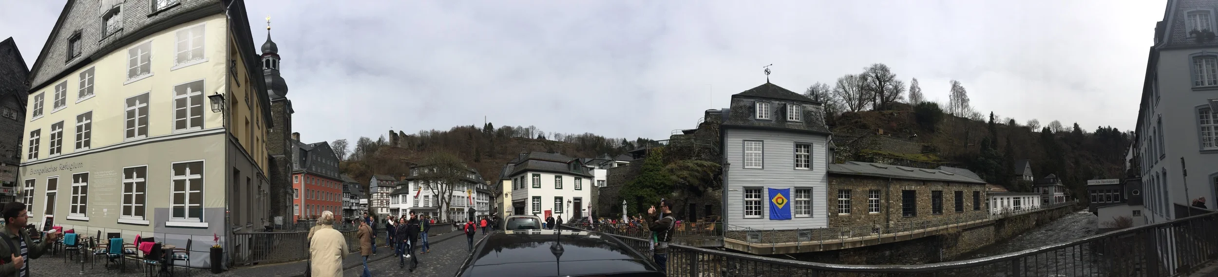 This past weekend, we took a day trip to Monschau where we visited their Historic Mustard Mill, picked up some delicious coffee from a local rosterie, and wandered about this adorable little town.