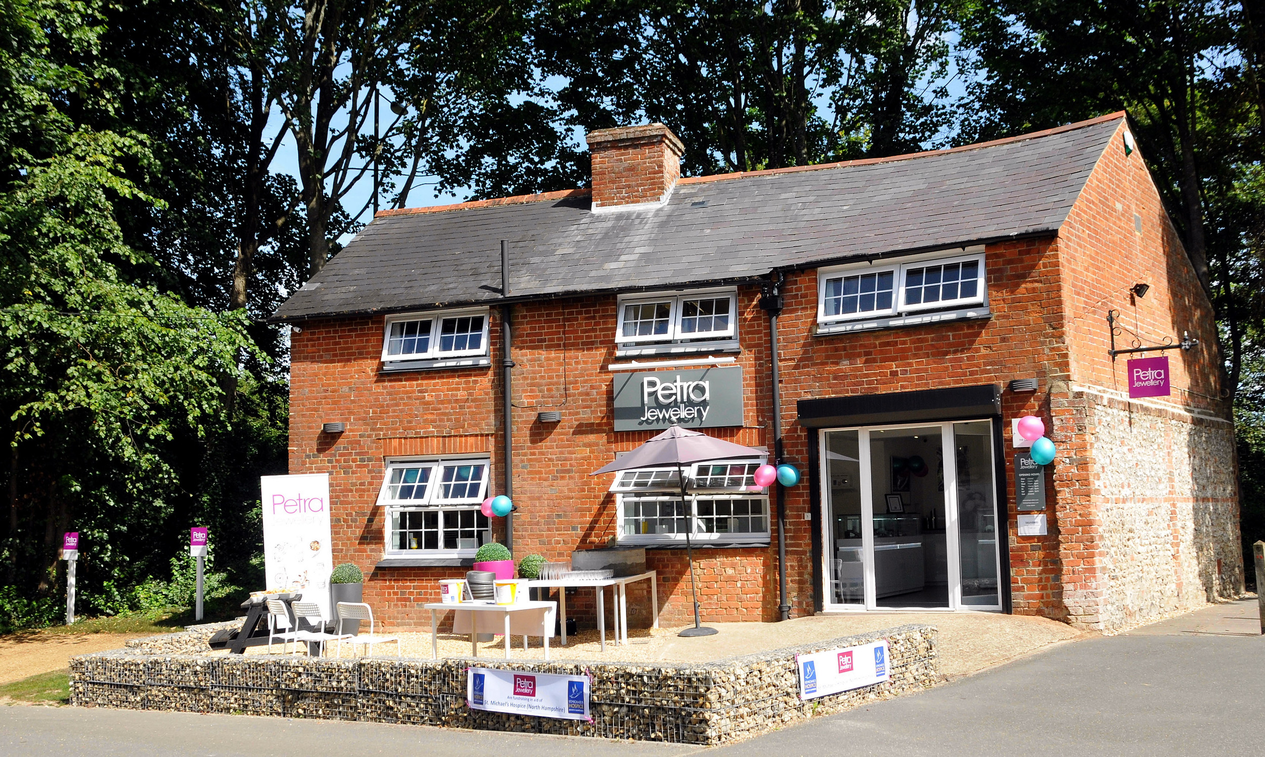 THE COTTAGE AT THE VIABLES CRAFT CENTRE, BASINGSTOKE