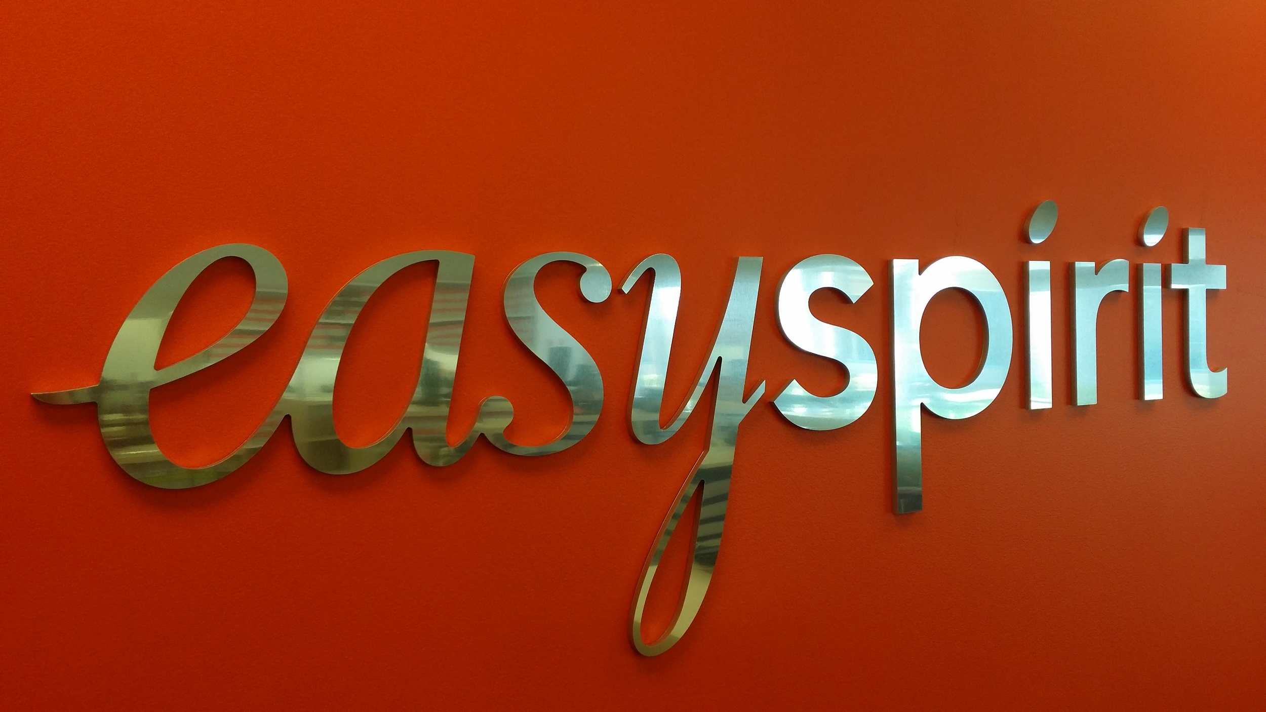 Dimensional Lettering