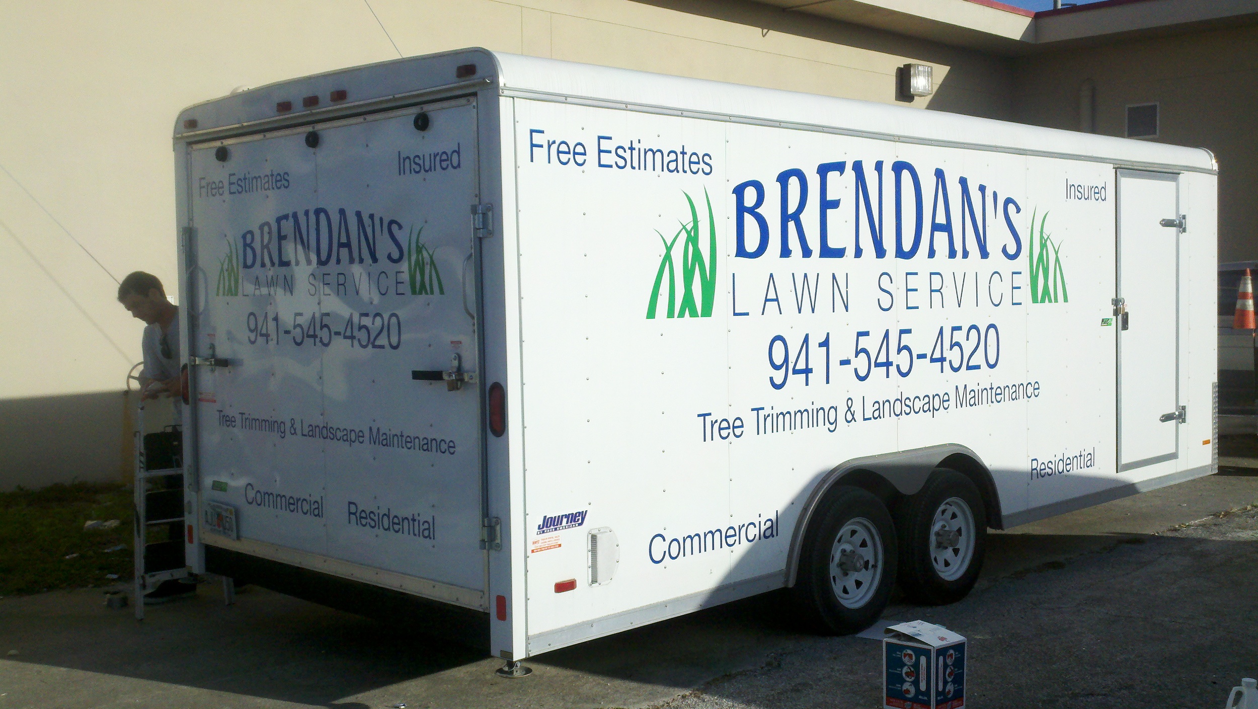 Trailer Lettering / Graphics