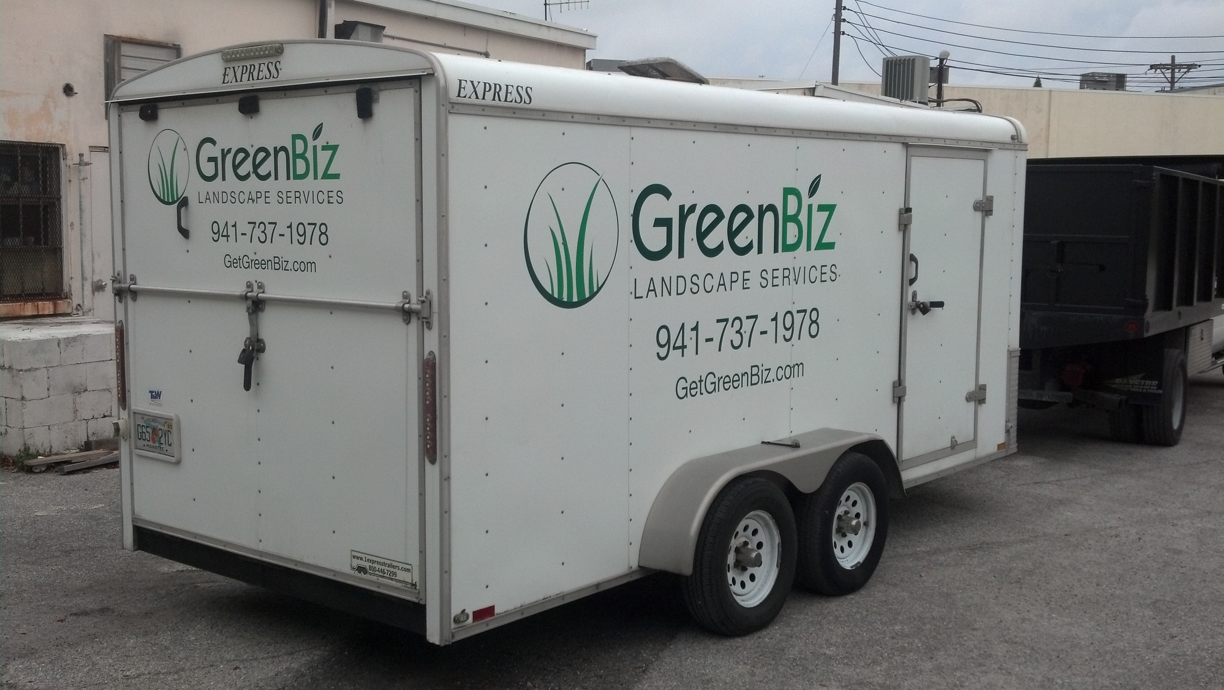 Trailer Lettering / Graphics