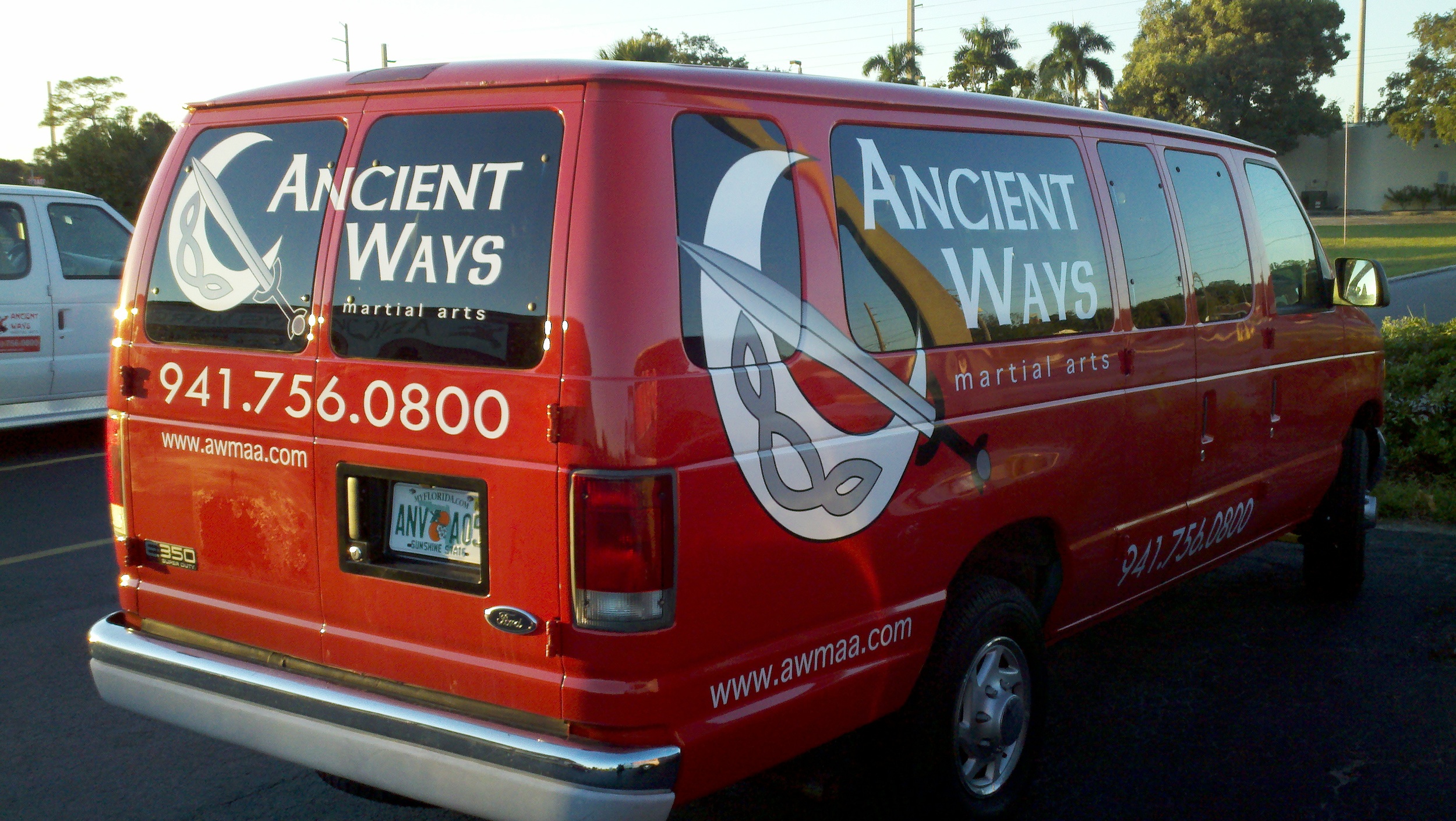 Vehicle Lettering / Graphics