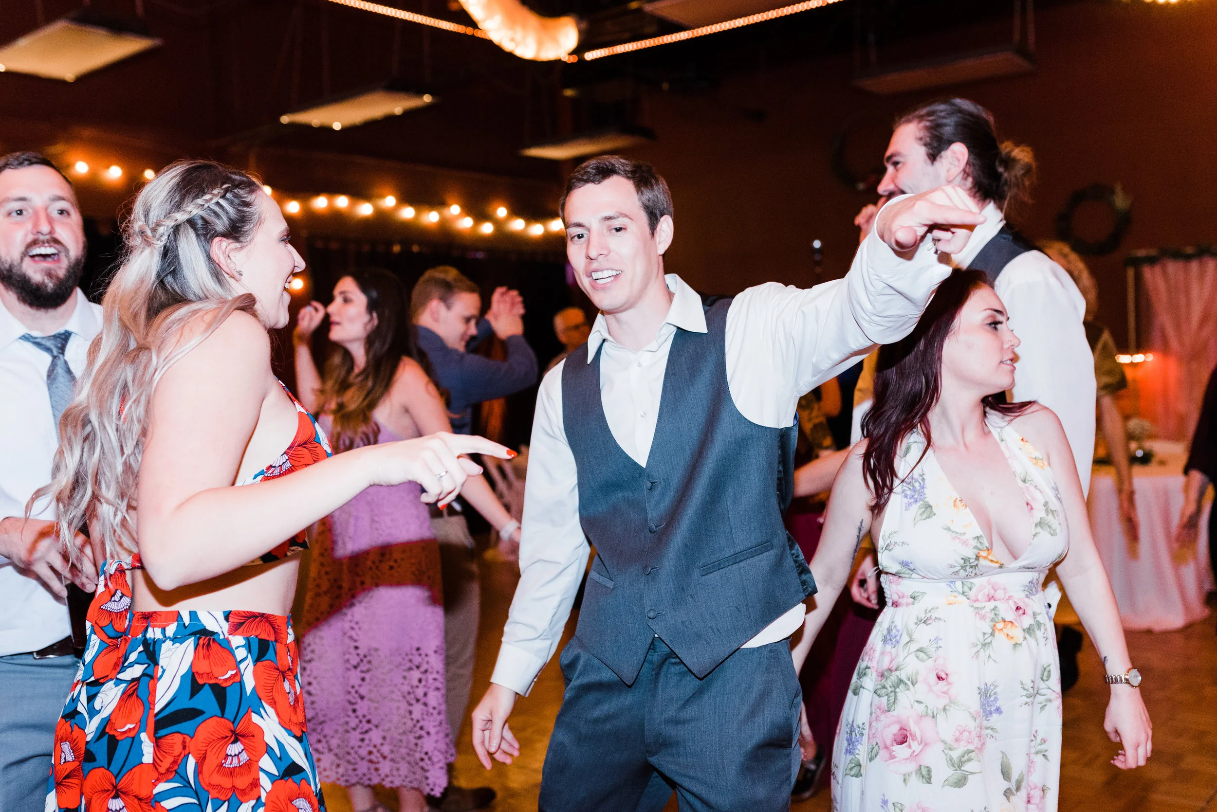 CroyWeddingMichelleHoffmanPhotography-1106.jpg