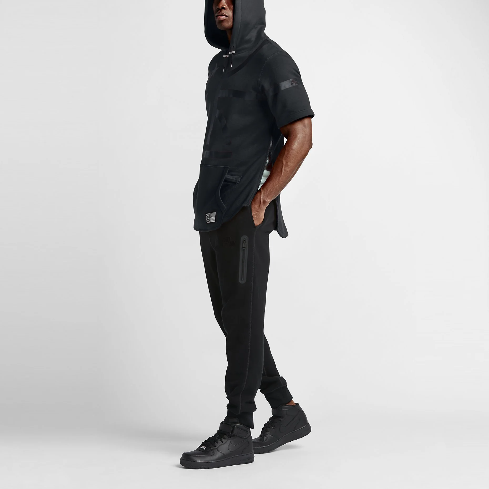 NIKE-AIR-PIVOT-V3-SS-HOODY-728255_010_F_PREM.jpg