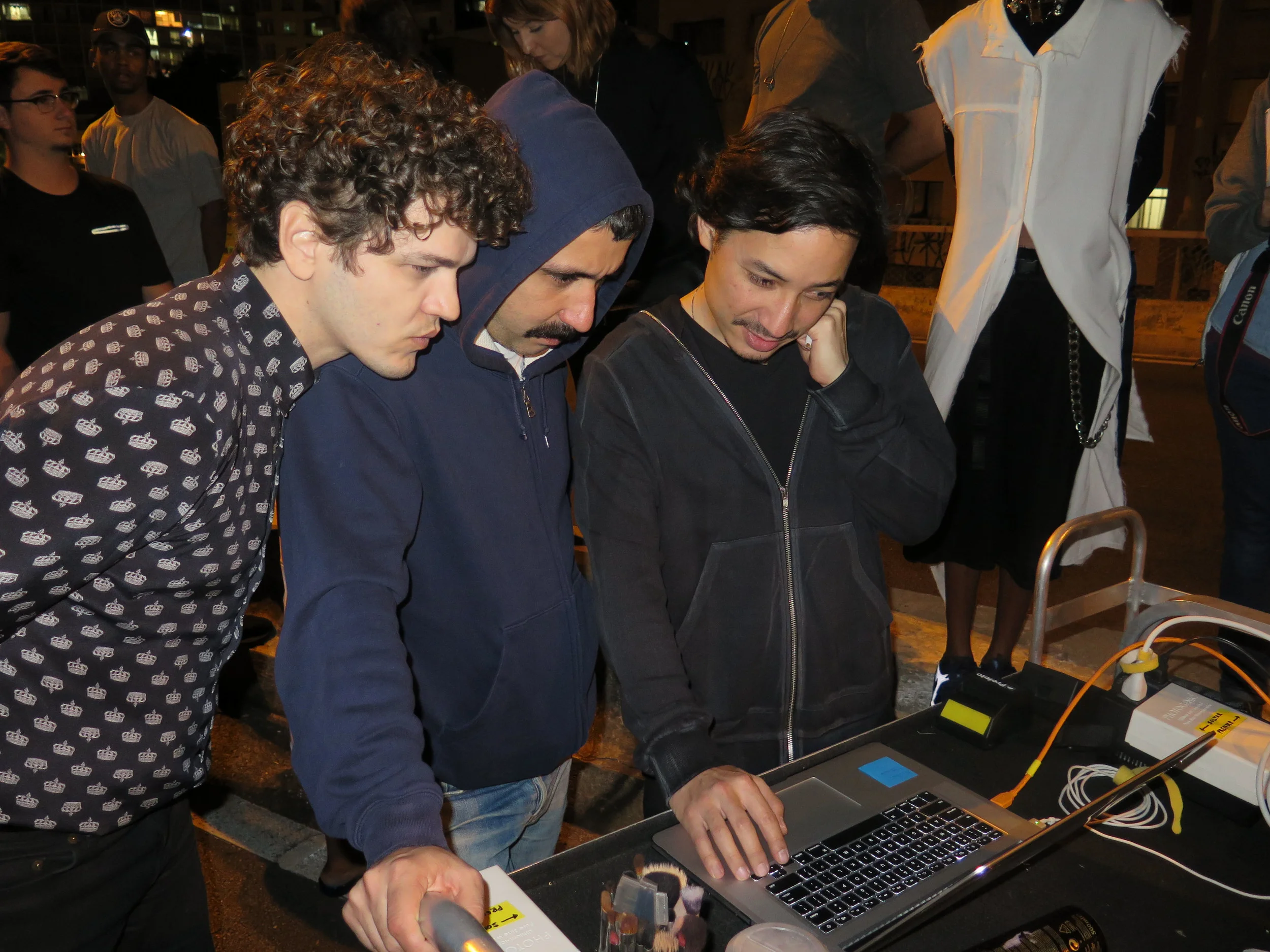 set no minhocao_lau neves_kleber matheus e gil inoue.jpg