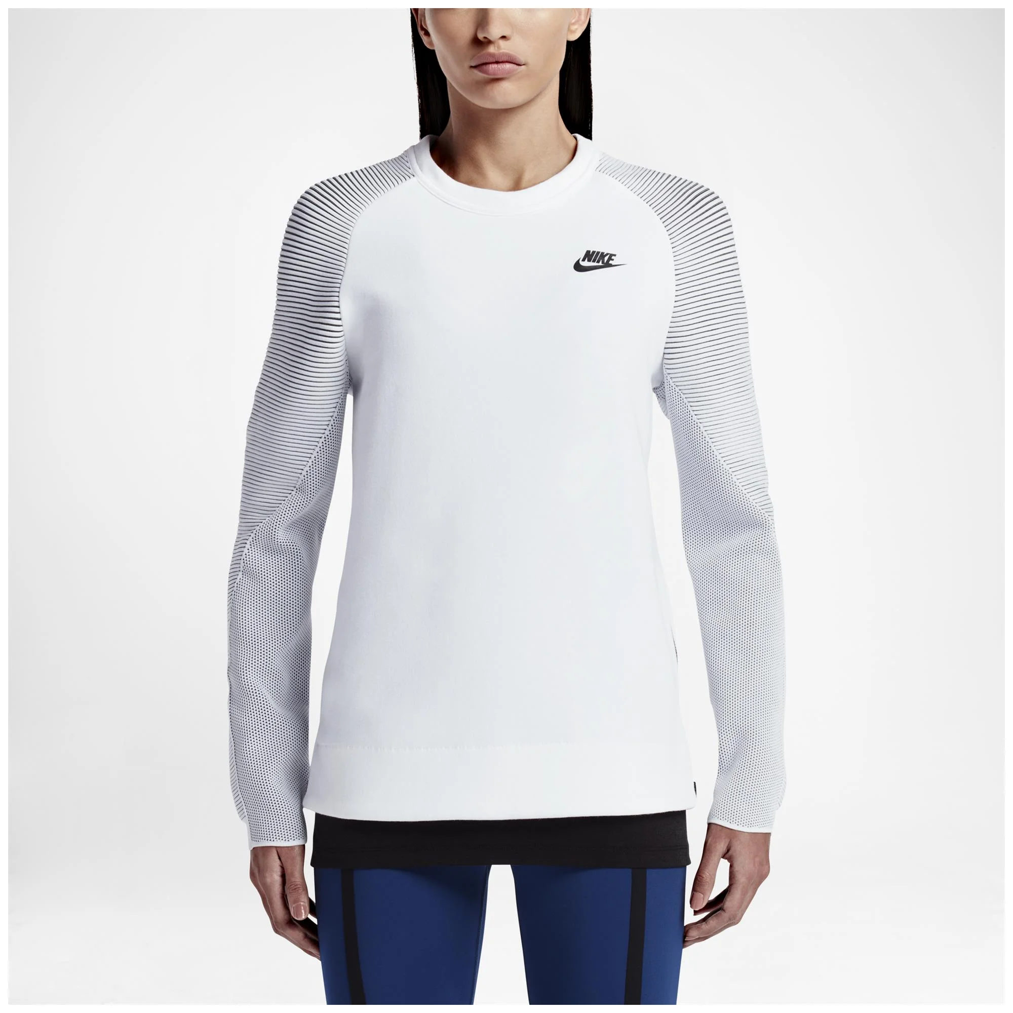BLUSÃO NIKE TECH FLEECE CREW FEMININO2.jpg