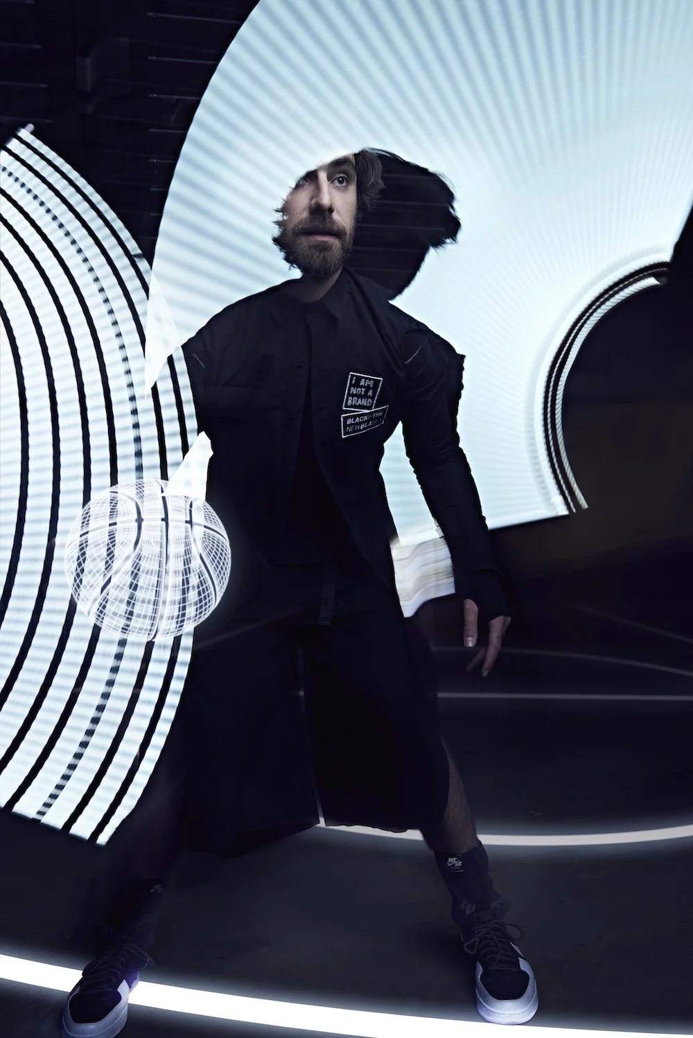 Guilherme Wentz | look: Iarocheski | tênis: NikeLab Air Force 1 Downtown x Acronym