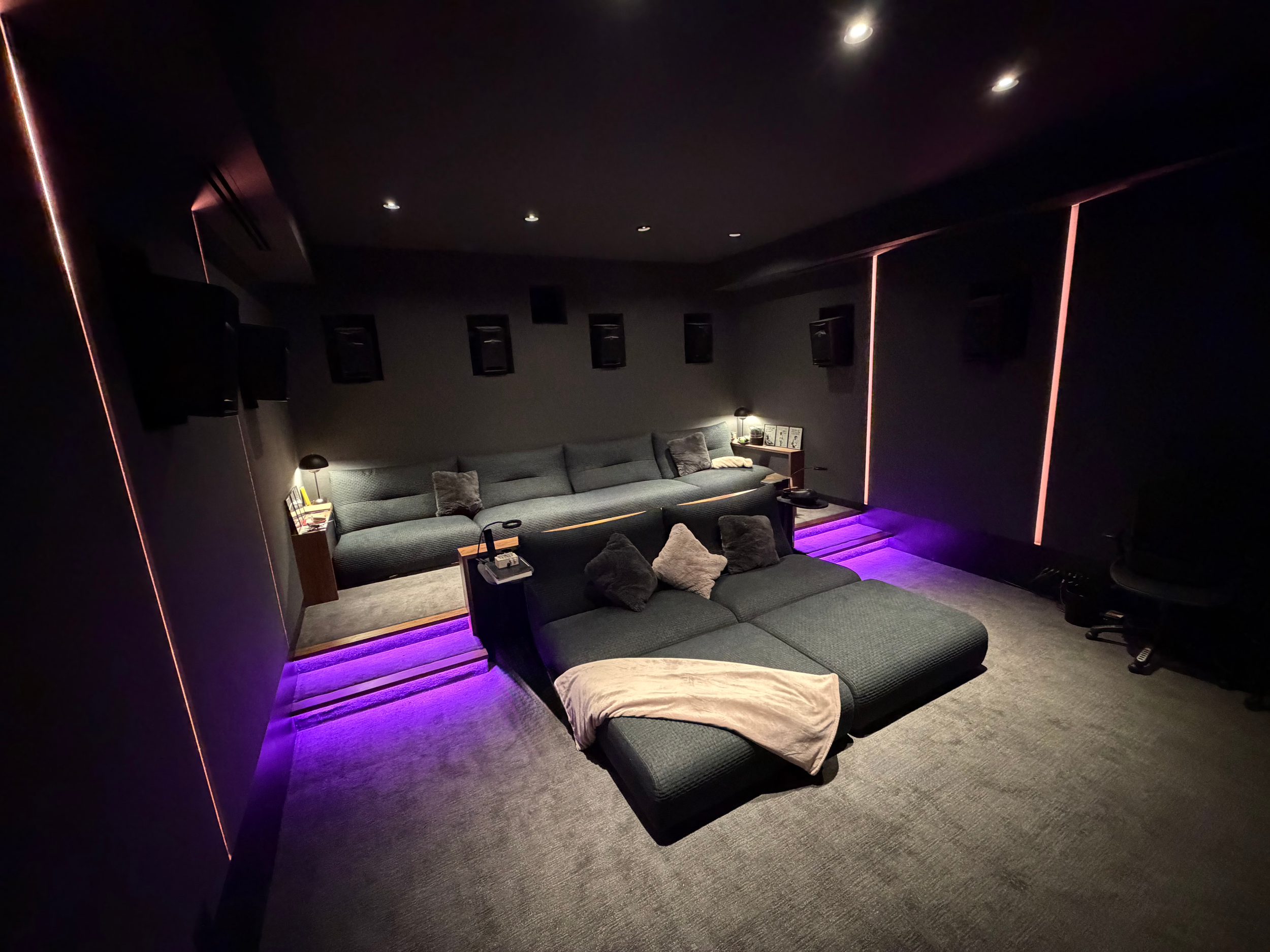The Roost Studio - Studio City