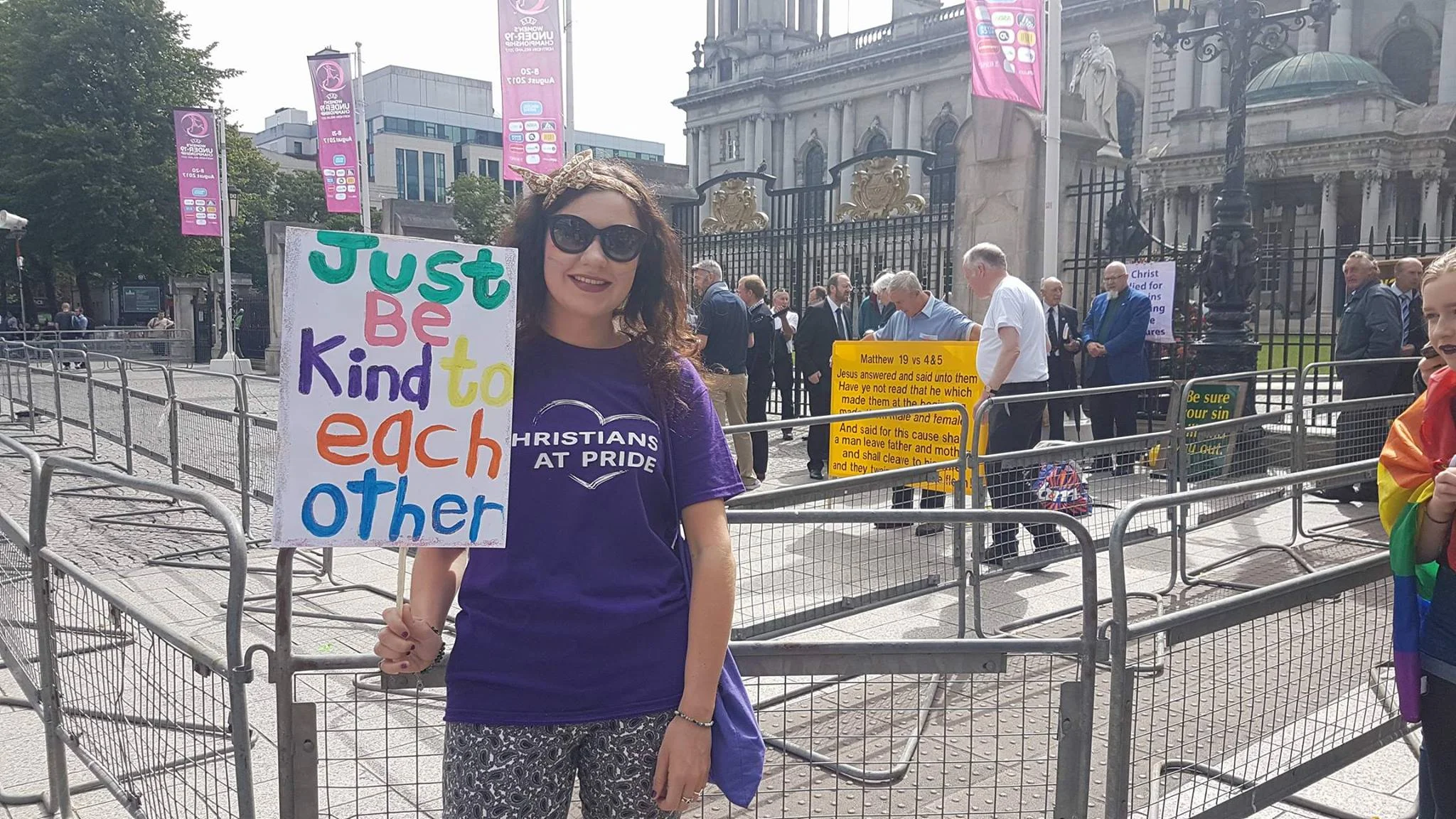 ChristiansAtPrideProtest.jpg