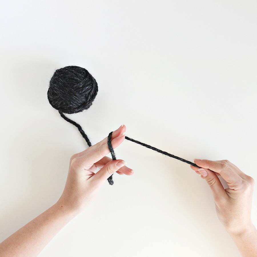 darling be brave - how to wind a center pull ball of yarn.