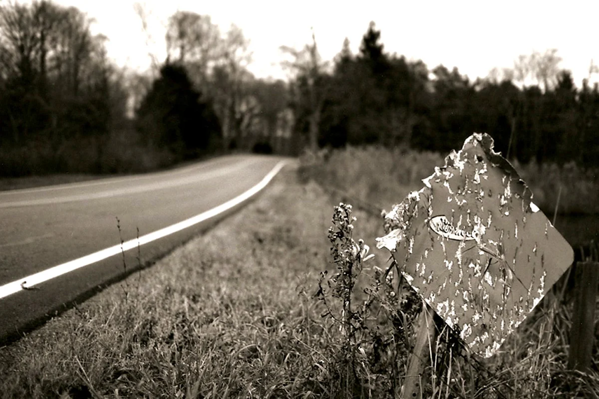 road sign.jpg