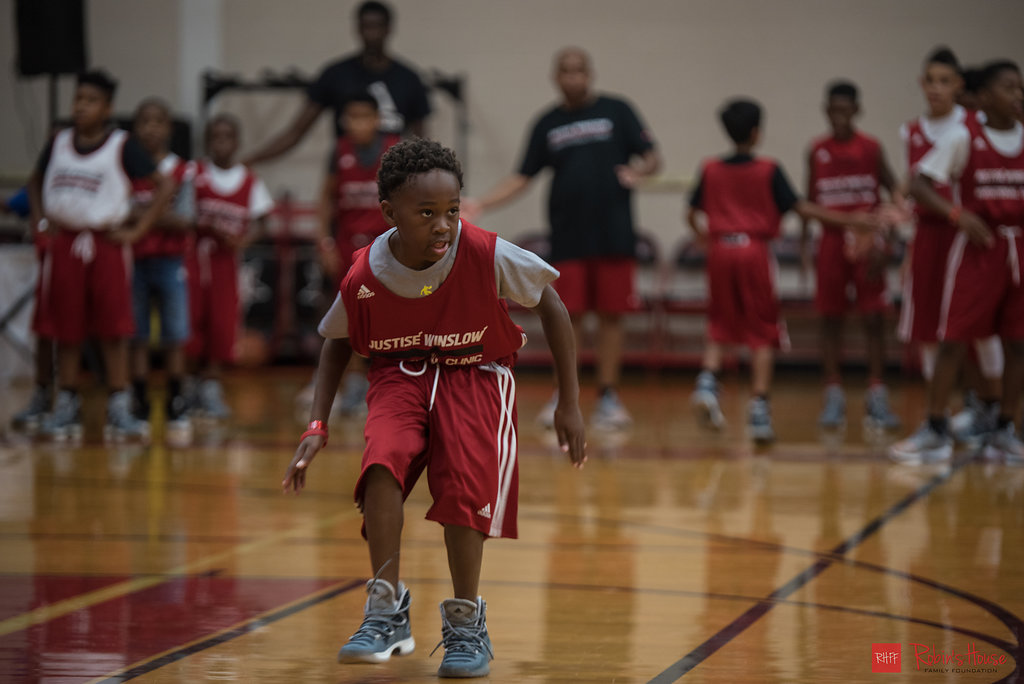 rhff_basketball_clinic_sunday-11.jpg