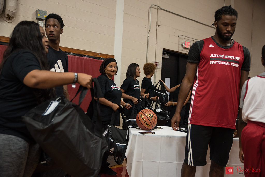 rhff_basketball_clinic_sunday-108.jpg