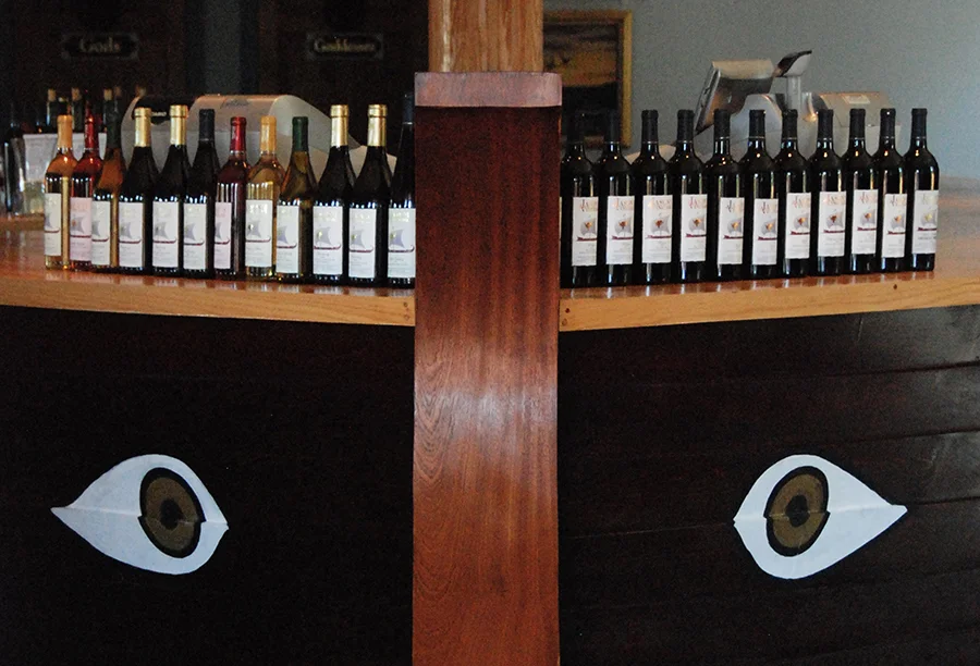 ourwinery-slide2.jpg