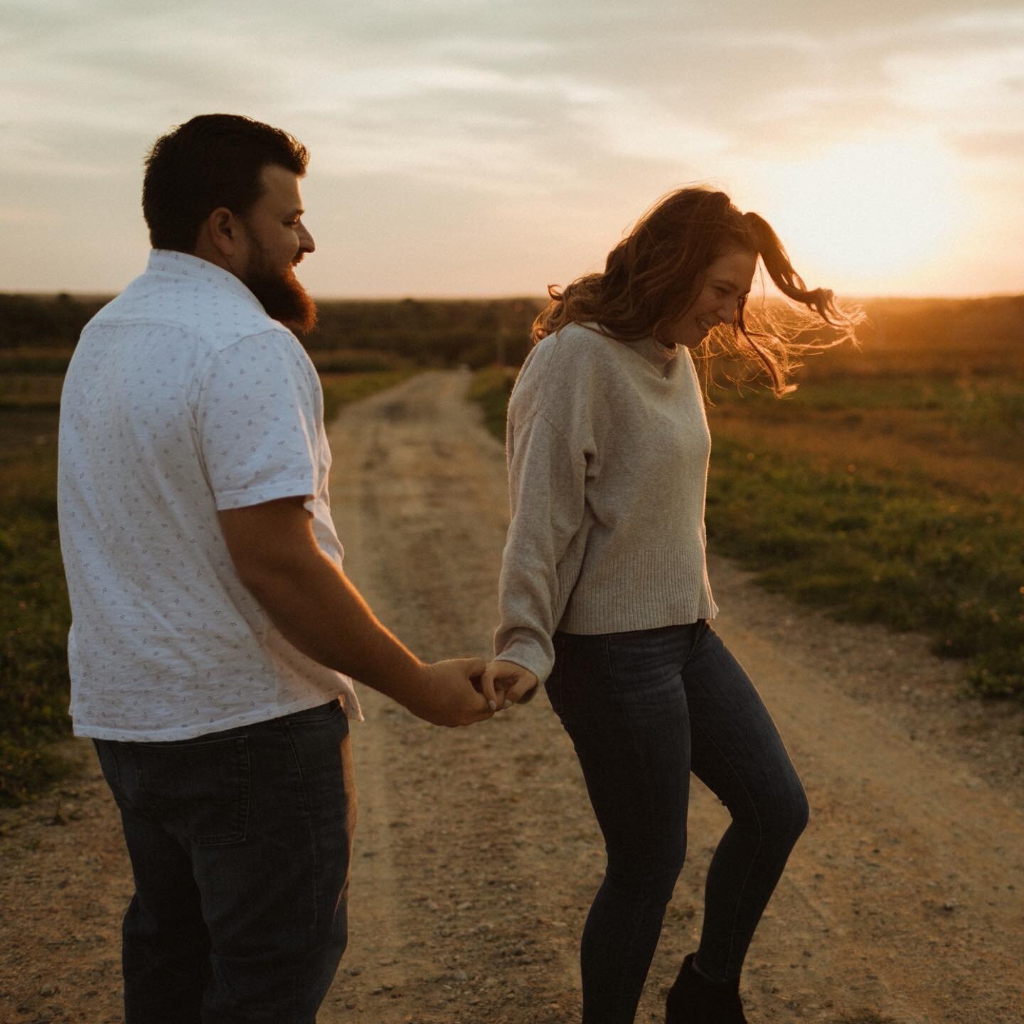 kaileigh + corey 

running through the corn fields, at golden hour, in the fall. can&rsquo;t beat it.