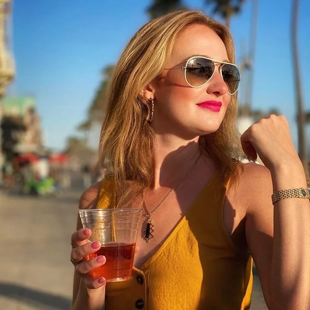 They serve wine and I serve looks. Hello California sunshine!

Trying to leave the negative energy behind and soak in those positive vibes. It&rsquo;s hard when you have these great moments enjoying the music off Venice Beach, sipping wine, standing 