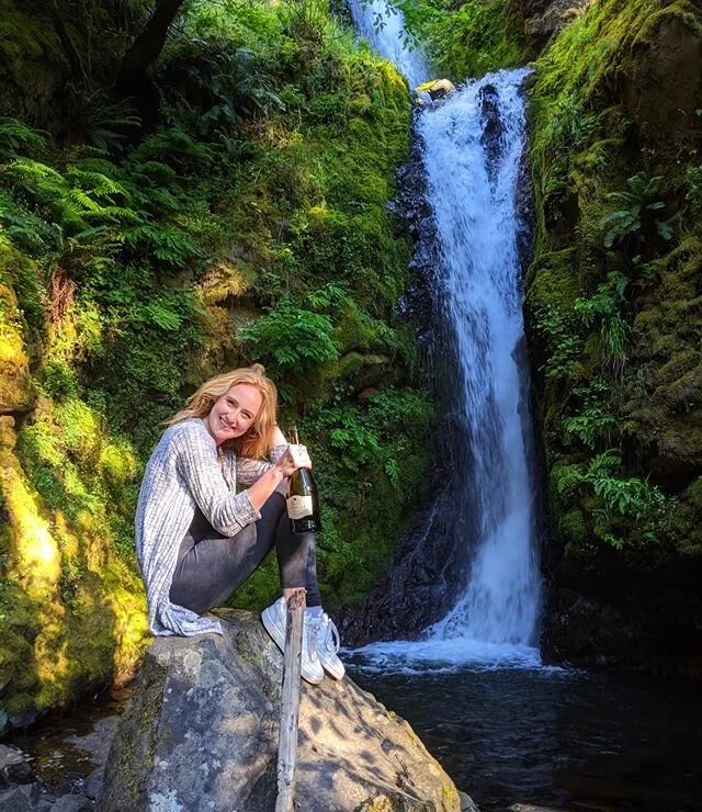 It wouldn&rsquo;t be an Ashley-approved vacation if there wasn&rsquo;t at least one champagne picture. Got to go explore this beautiful place outside of Portland the day before we left. It was so magical; around every corner you found another little 