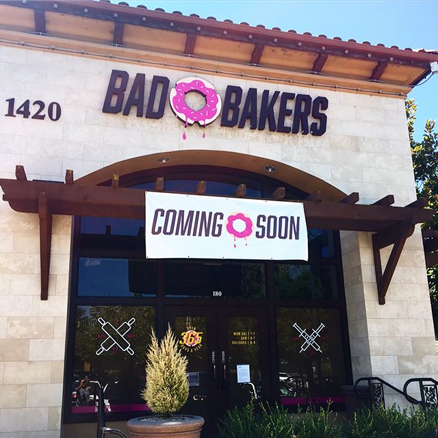 Grand Opening for @bad.bakers is this weekend. Stop by for some delicious bread and donuts! Signs and vinyl created and installed by @calsigns 😋🍩🥐🥖🍞#sacramento #roseville #bakery #signs #bread #donuts #shoplocal