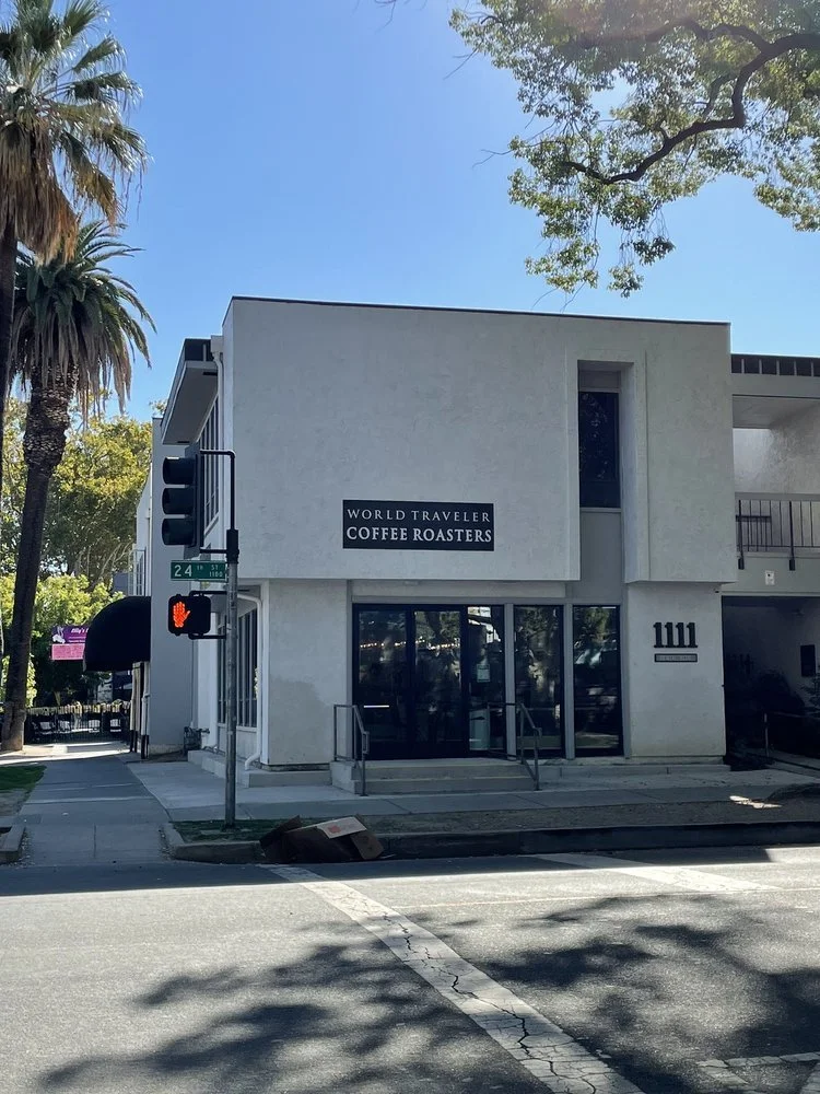 World Traveler Coffee Roasters - Midtown
