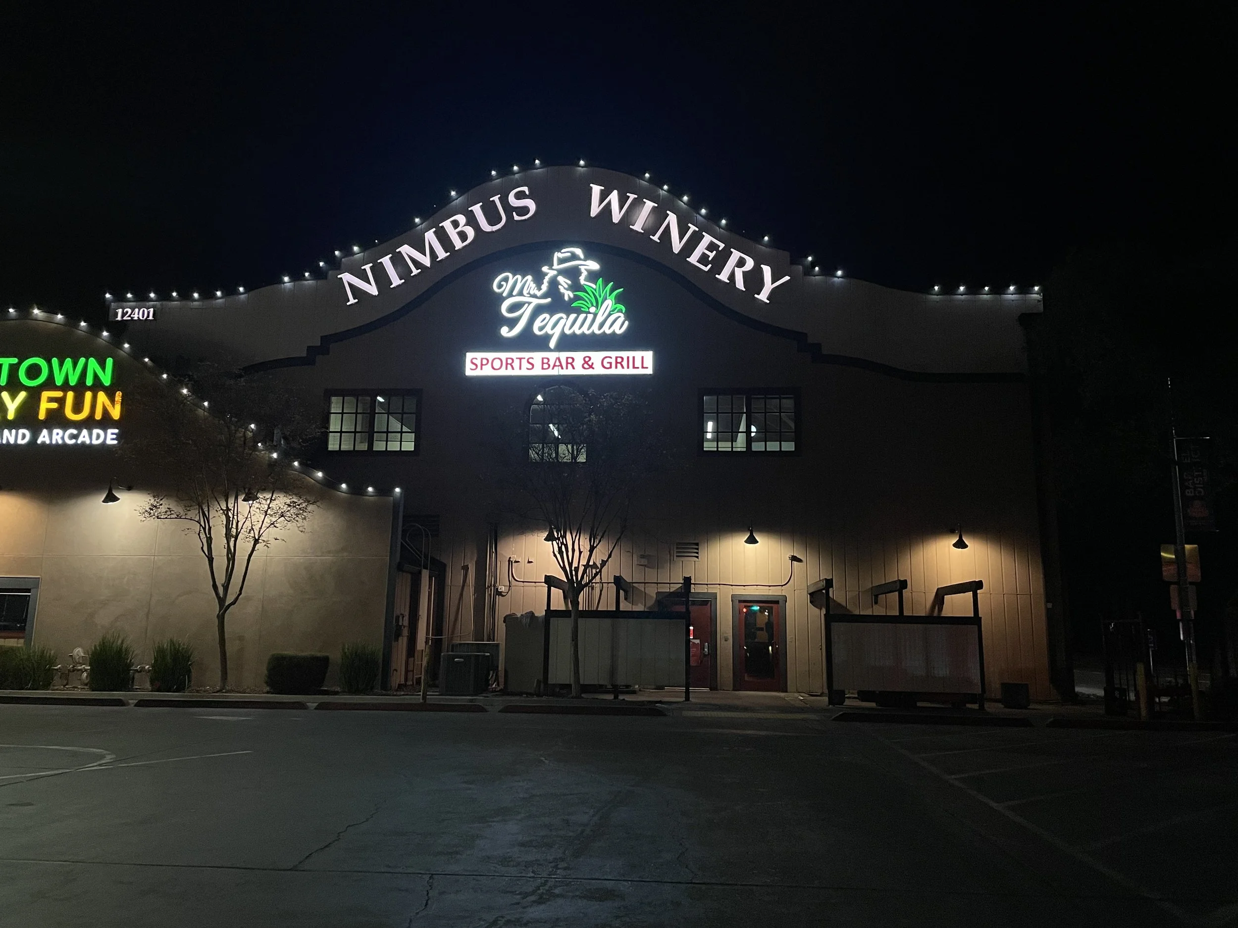 Mr. Tequila Sports Bar &amp; Grill