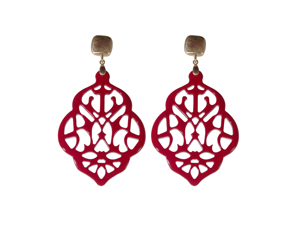 Rote-Hornschnitzerei-im-Bohochic.png