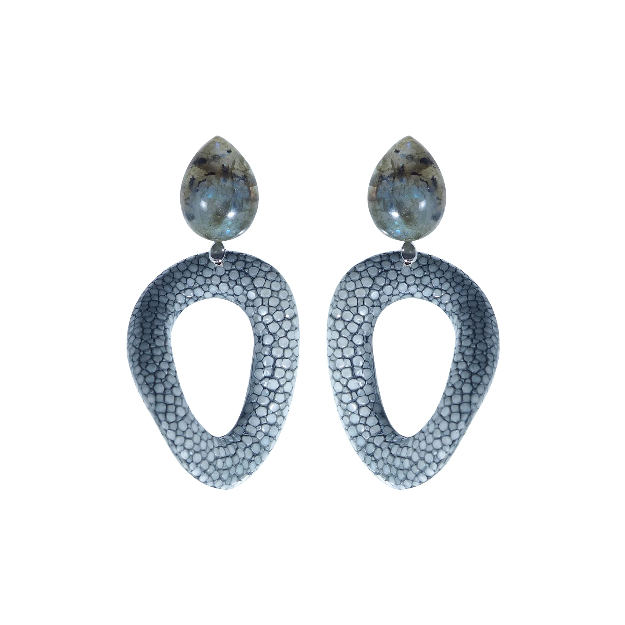 edition.LIEBLINGSSTÜCKERL WAVY SPARKLE in Silbergrau mit Labradorit €189.jpg