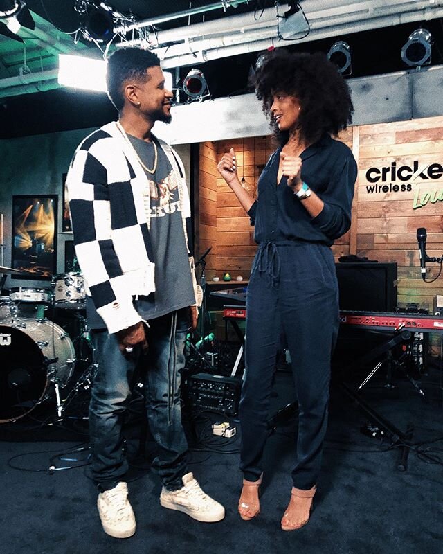 If you didn&rsquo;t know, an intimate live jam session with THE @Usher Raymond should be on your bucket list 🙌🏽 The @cricketwireless lounge with @Usher was incredible y&rsquo;all 🔥 From 8701 to Confessions and a sneak peak at the new music 😆 woww