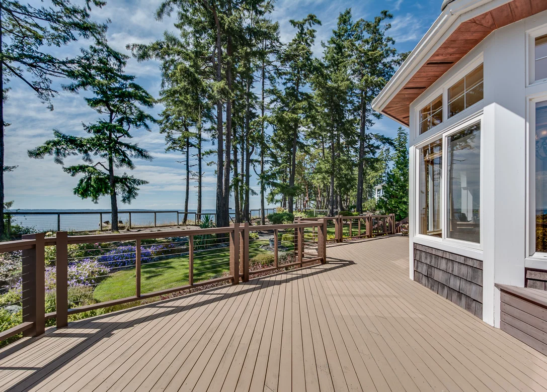 424 Eagle Crest Dr Camano Island-253 Blended 2016-SMALL.jpg