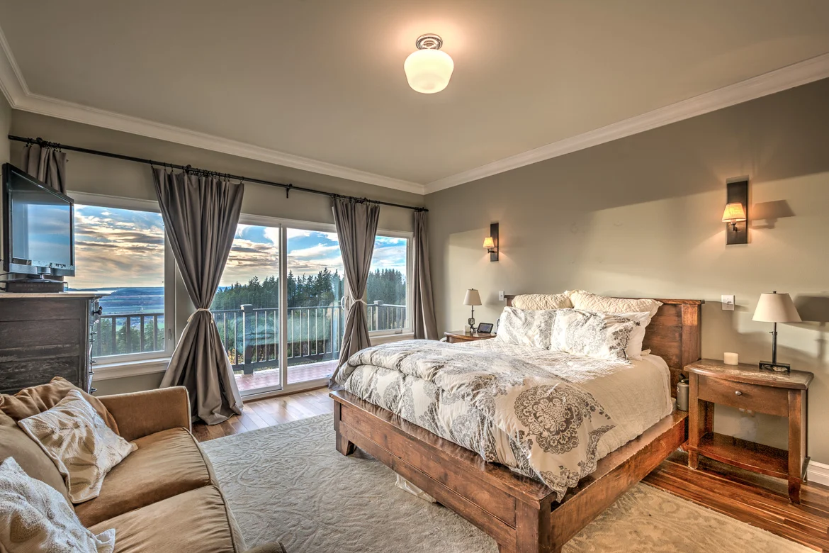 18490 Redstone Way HDR Mt Vernon-38-Edit2016-SMALL.jpg