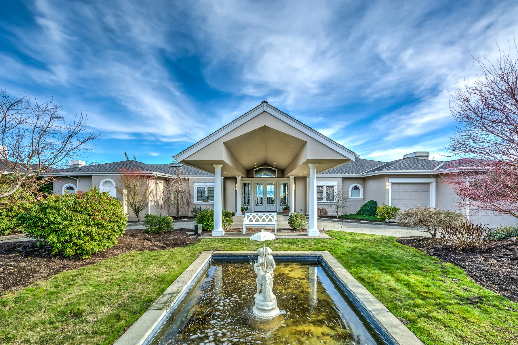 175 Glacier Peak Dr HDR Camano Island-4-1800x1200 sRGB.jpg