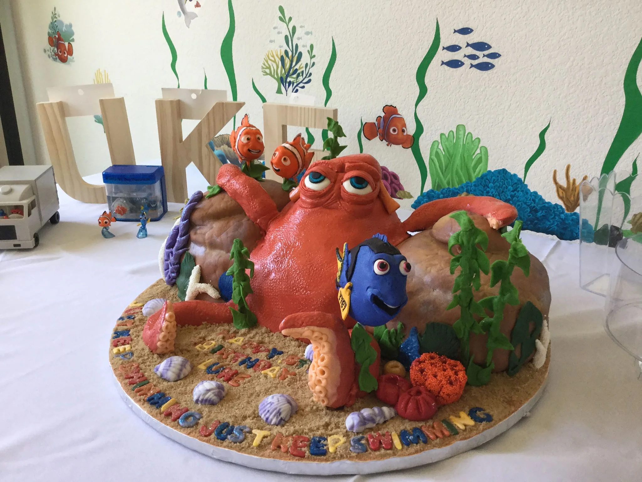DORY CAKE.jpg