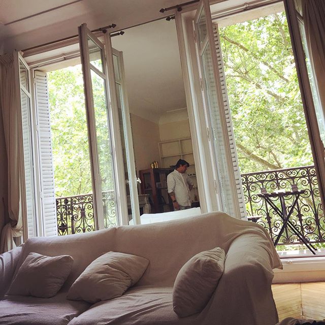 Move out of your comfort zone. You can only grow if you are willing to feel awkward and uncomfortable when you try something new. B. Tracy
•
•
•
#photography #photooftheday #quoteoftheday #inspiration #house #nature #breastfeeding #confortzone #somethingnew #interiordesign #instamood #jj_mobilephotography #jj_simplethings