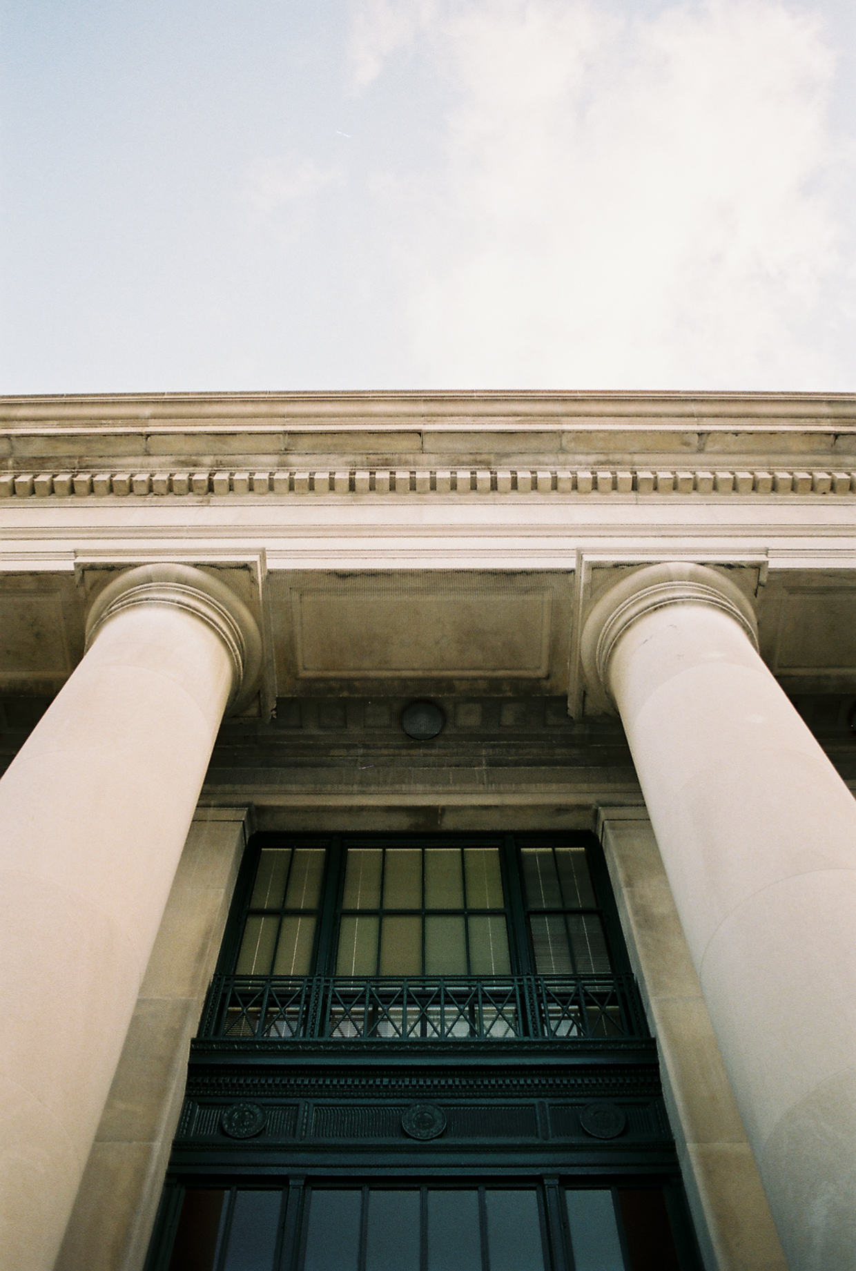 0779426_0779426-R1-040-18A.jpg