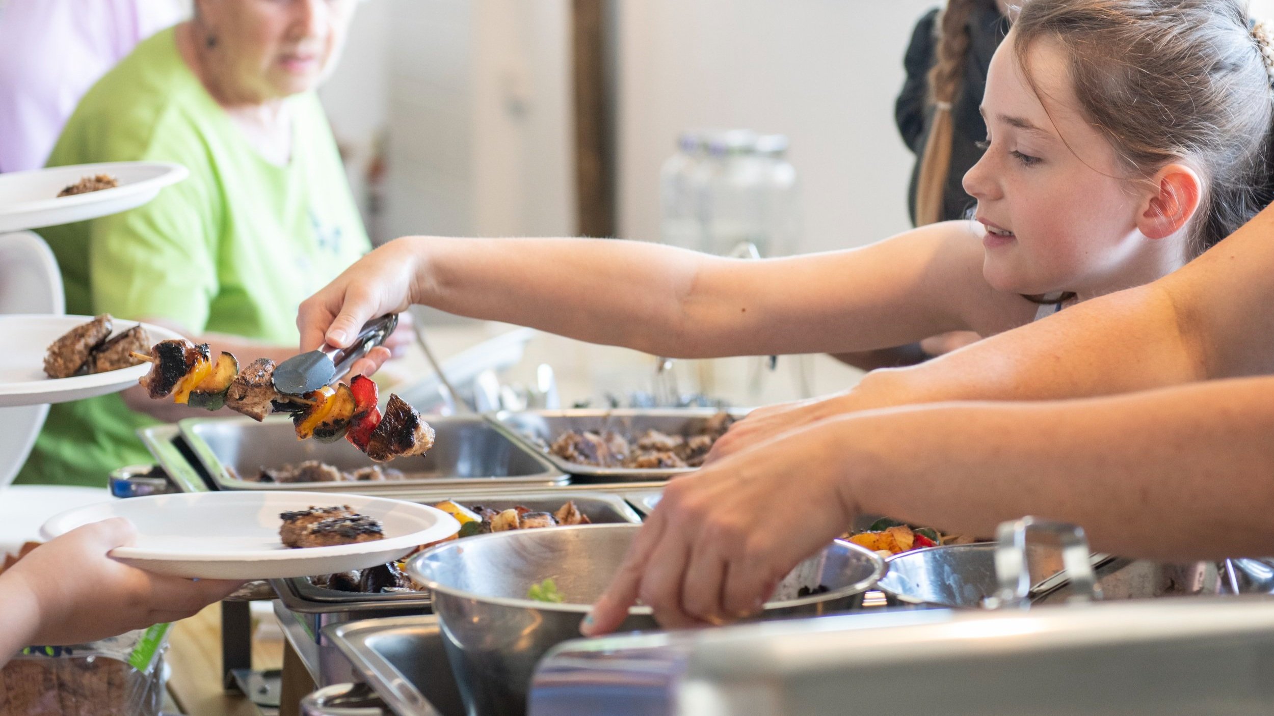 Community Dinner -8505346.jpg