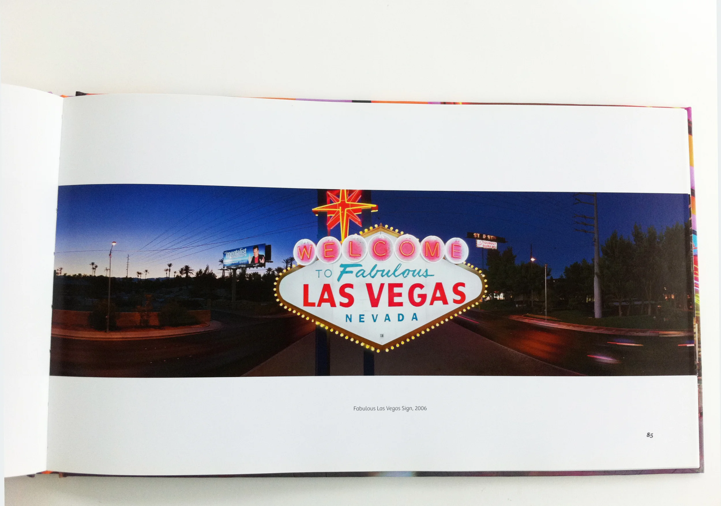 Vegas sign sprd.jpg