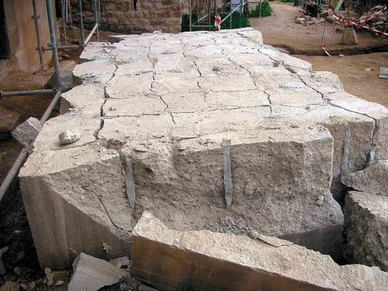 Benefits of Dexpan for Breaking Concrete & Rock