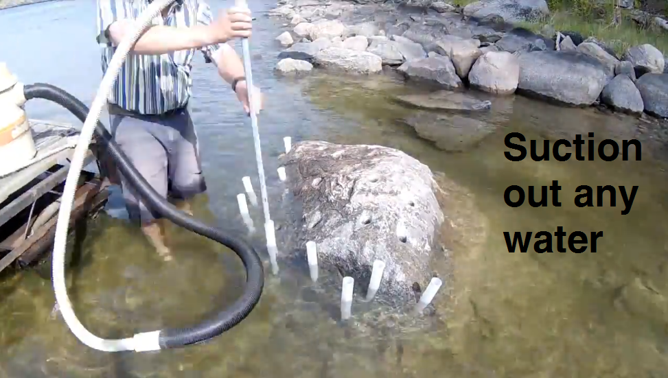 Underwater Boulder demo with Dexpan 4.PNG