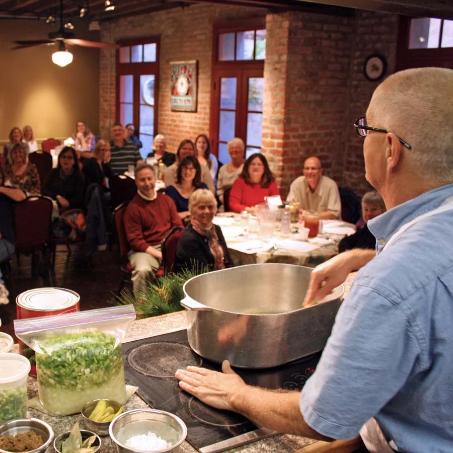 55.New-Orleans-School-of-Cooking-Demonstration-Class-Michael.jpg