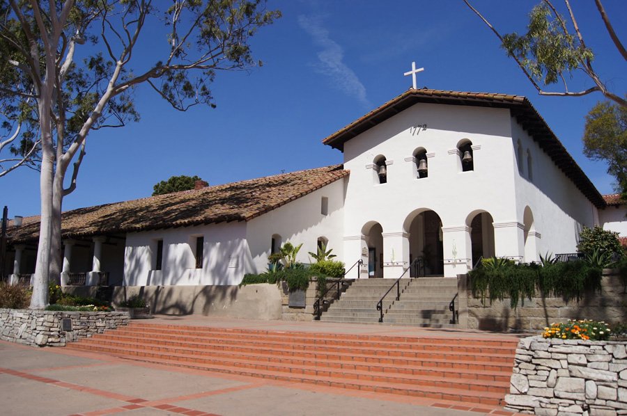   San Luis Obispo •  Enjoy a microbrew and visit the beautiful Mission San Luis Obispo 