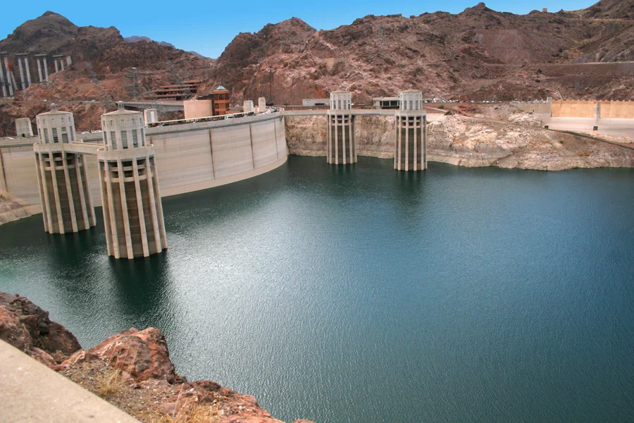 Hoover Dam • Walk on the Dam across the Colorado River from Nevada to Arizona