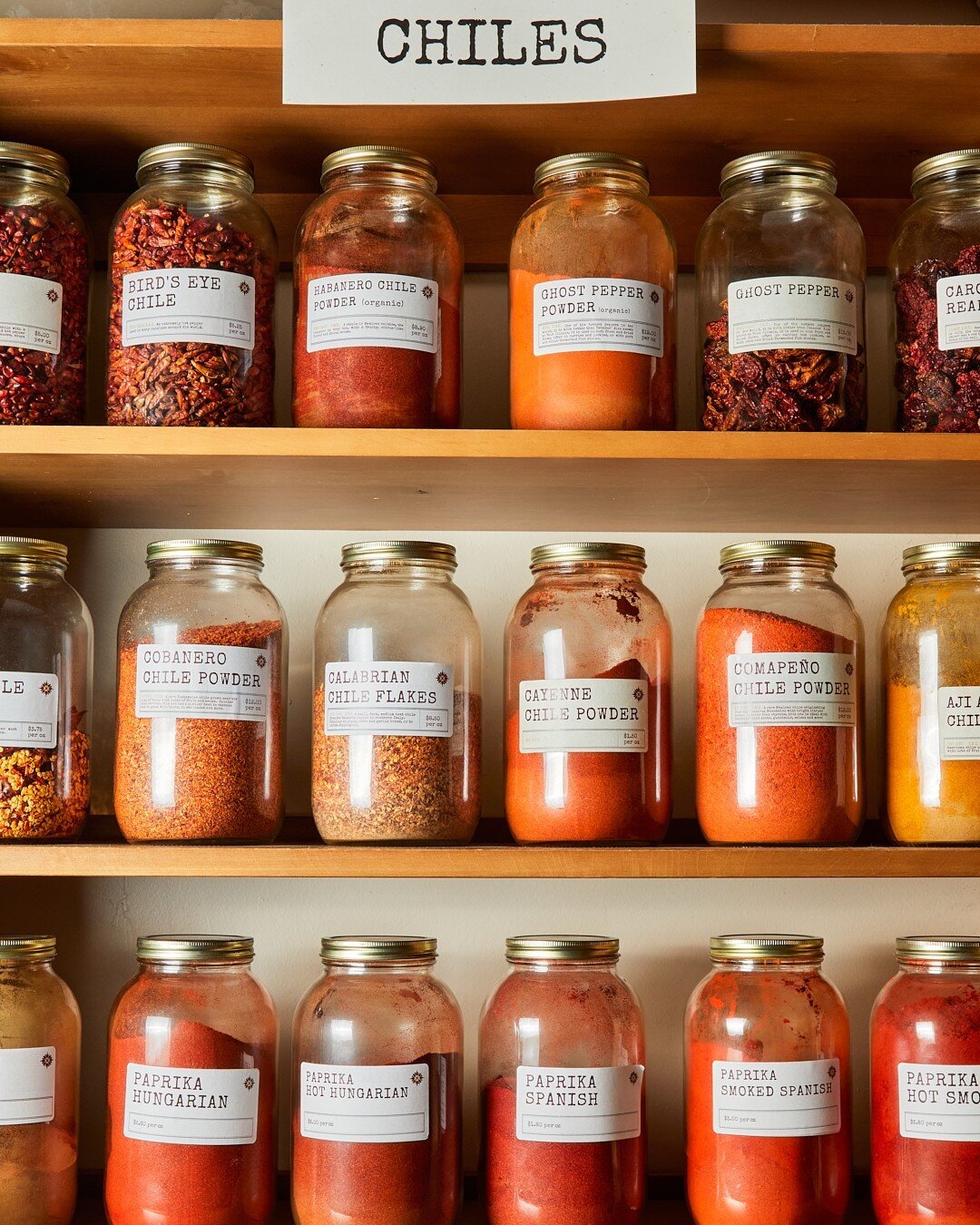 My photography project with @theallspicery also included interior shots of their store. Photos of the jars were essential to capture the variety of products they sell by weight and also display the wide range or products and colors. Look at all those