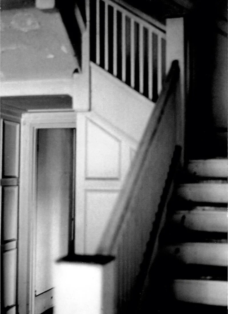 stairs.jpg